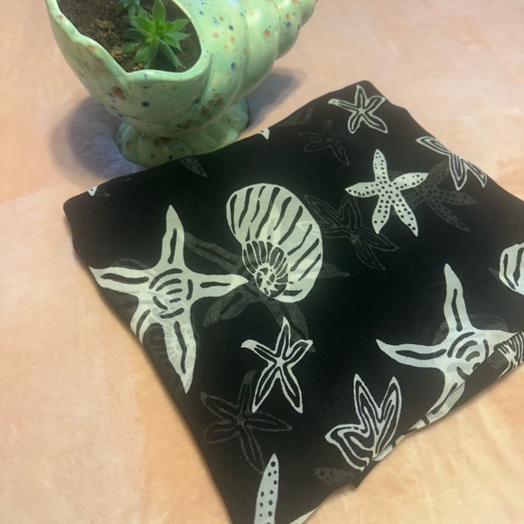 Beach Shells Black and White Sarong Swim Scarf Wrap - Picture 10 of 10